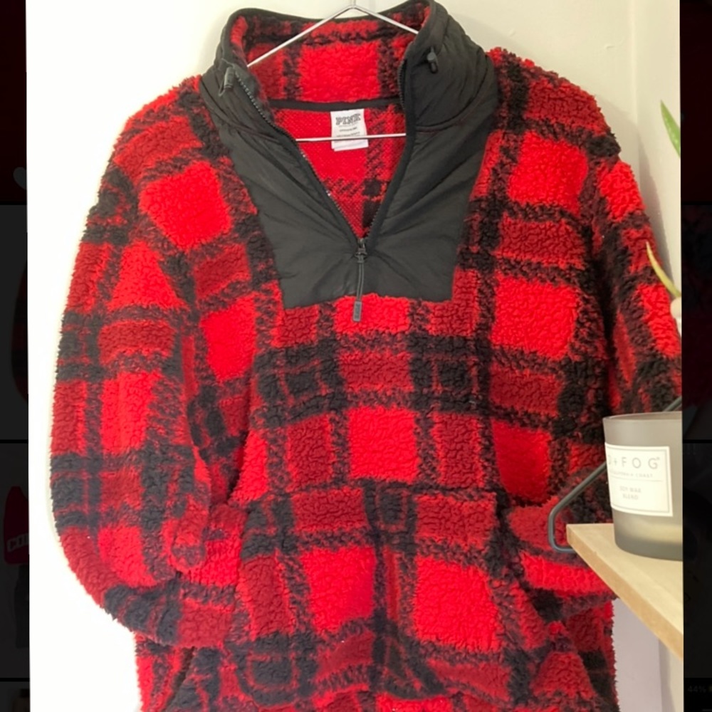PINK Classic Checkered Sherpa Quarter zip